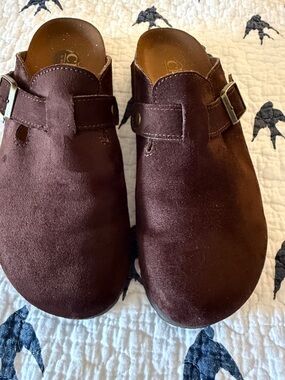 Cliffs brown  Suede 7.5 Mule Clogs with Buckle